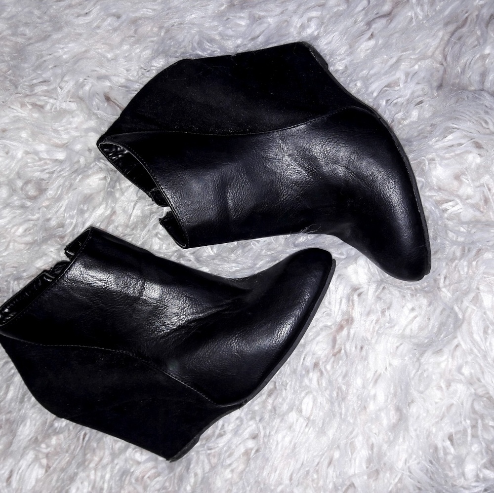 Black Booties